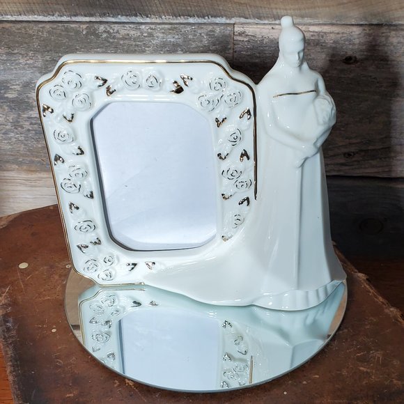 MIKASA Wedding Bells, Ivory White Porcelain Picture Frame Gold Trim - Picture 1 of 7